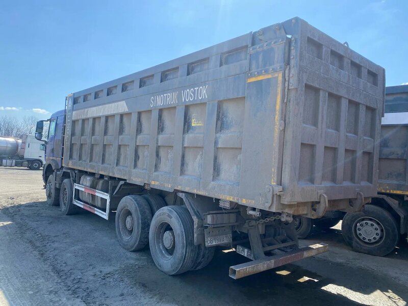 Howo T5G 8x4 Самосвал — фото 4