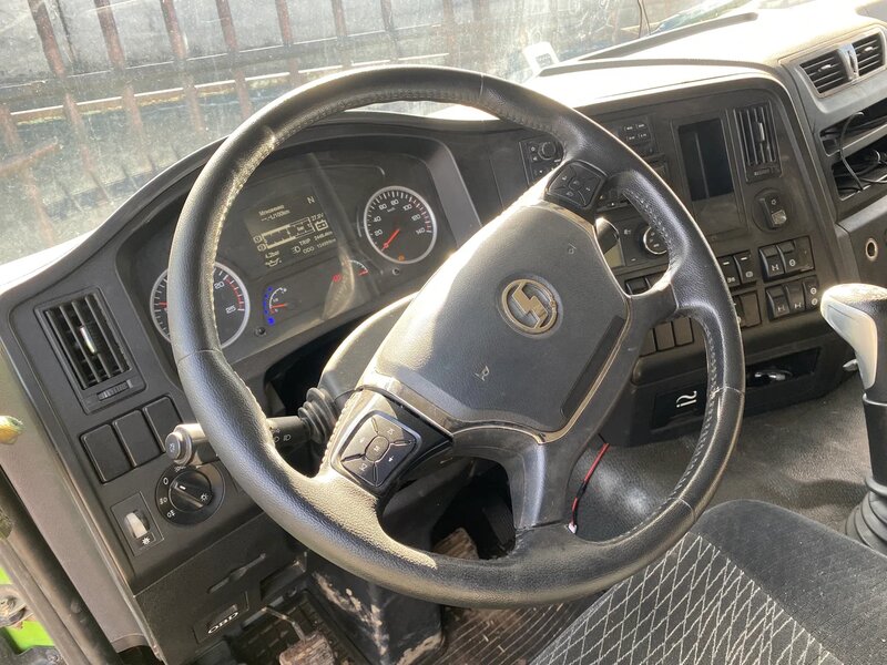 Shacman (Shaanxi) SX 6x6 Самосвал — фото 7