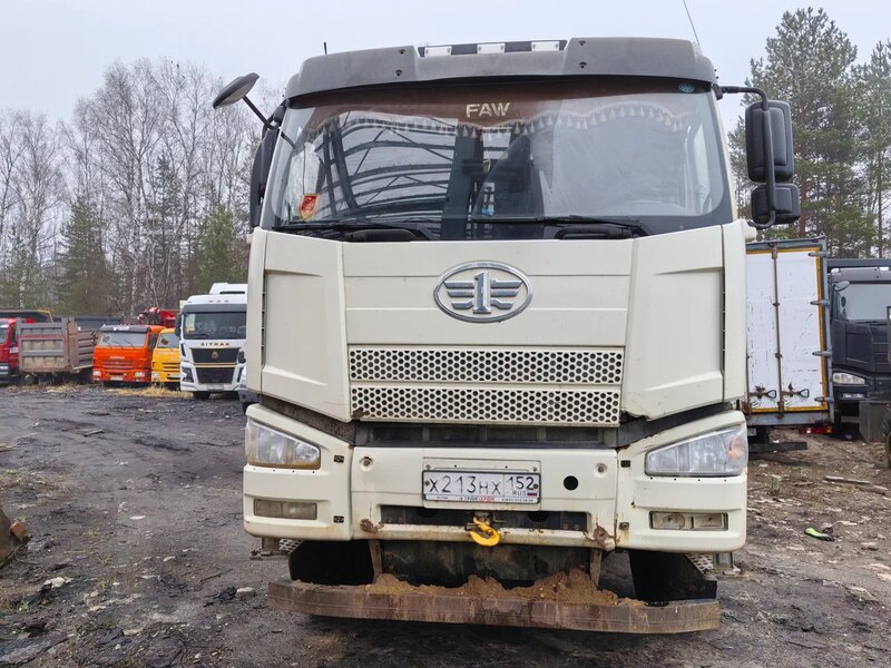 FAW J6 8x4 Самосвал — фото 1