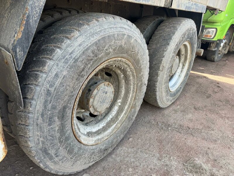 Shacman (Shaanxi) SX 8x4 Самосвал — фото 12