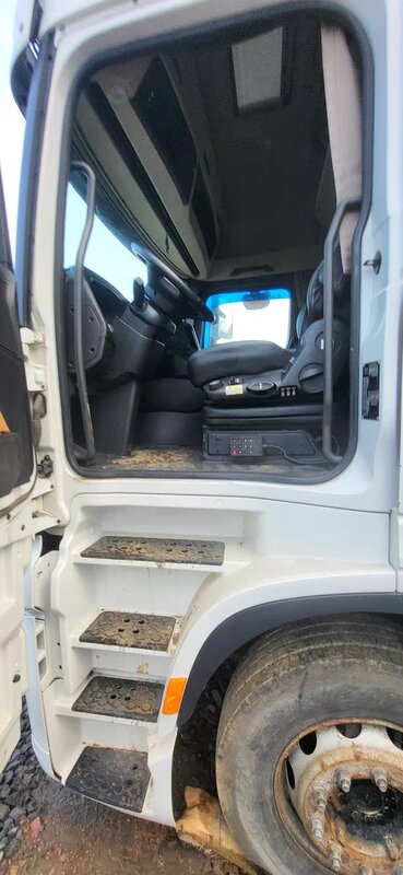 Shacman (Shaanxi) SX 4x2 Седельный тягач — фото 7