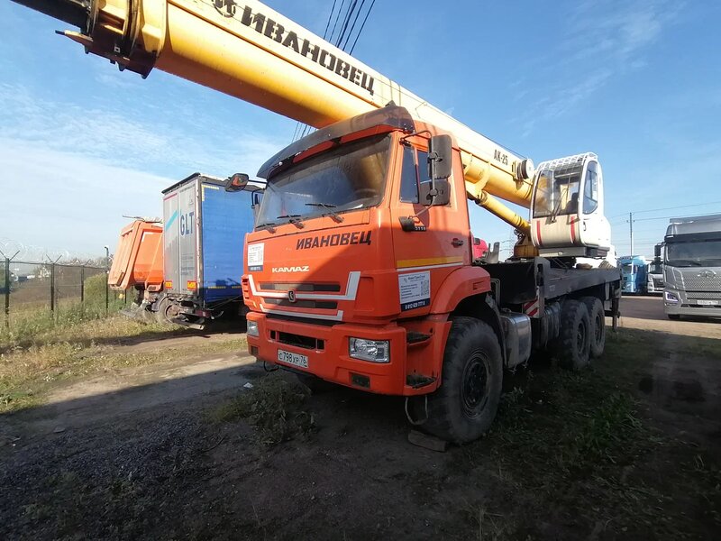 ИМЗ Автокран КС-45717К на шасси КамАЗ 43118 6x6 Автокран — фото 3
