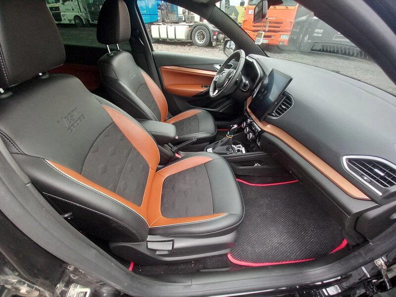 LADA VESTA SW Cross — фото 9