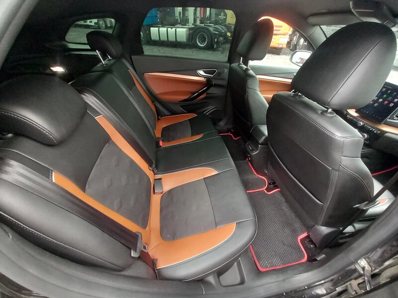 LADA VESTA SW Cross — фото 11