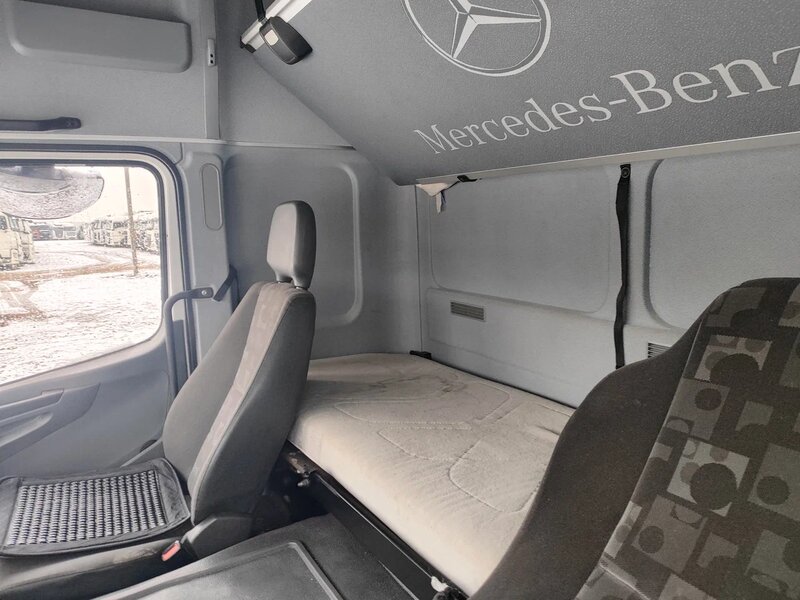 Mercedes-Benz ATEGO 4x2 Промтоварный с гидробортом — фото 9