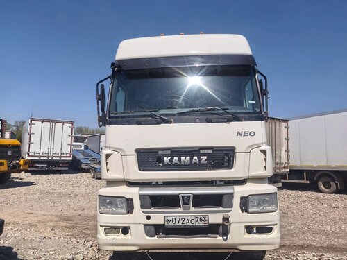 КамАЗ 5490 4x2 Седельный тягач