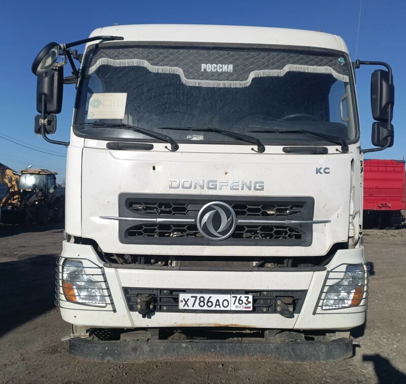 DongFeng KC 8x4 Самосвал — фото 1