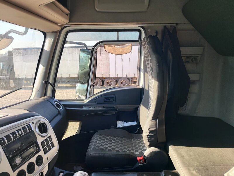 Ford Cargo 4x2 Седельный тягач — фото 9