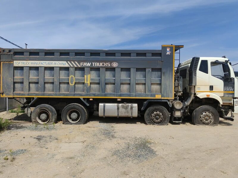 FAW CA 3310 8x4 Самосвал — фото 5