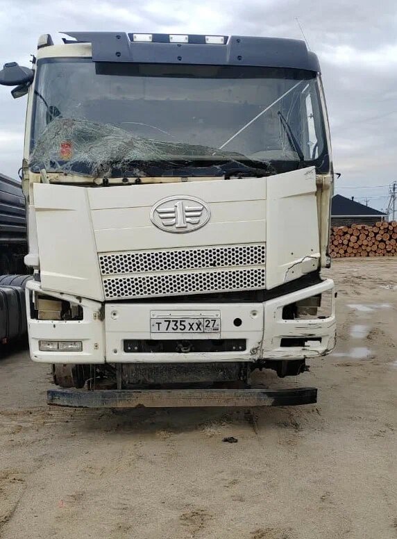 FAW CA 3310 8x4 Самосвал — фото 1