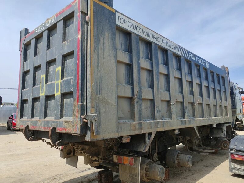 FAW CA 3310 8x4 Самосвал — фото 6