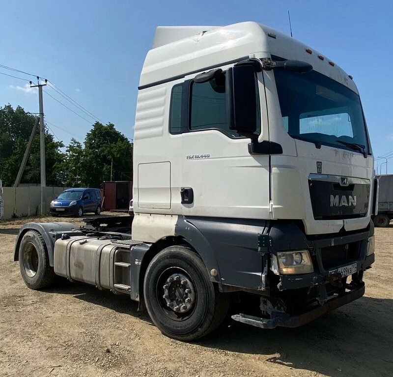MAN TGX 4x2 Седельный тягач — фото 2