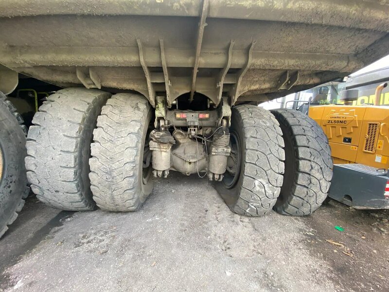 TEREX TR100 4x2 Карьерный самосвал — фото 8