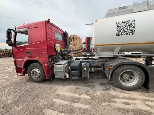 Dayun CGC418 4x2 Седельный тягач