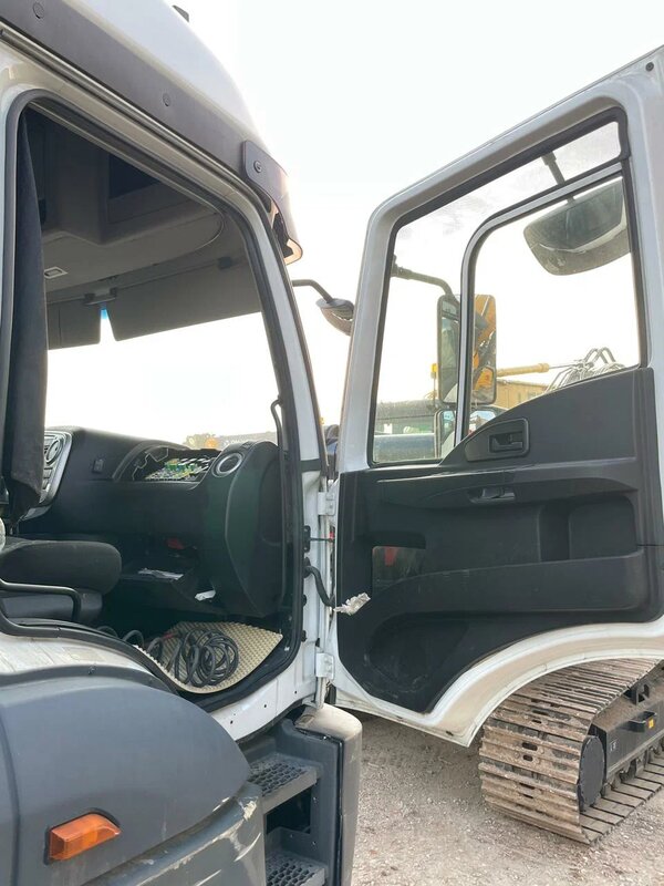 Ford Cargo 4x2 Седельный тягач — фото 8