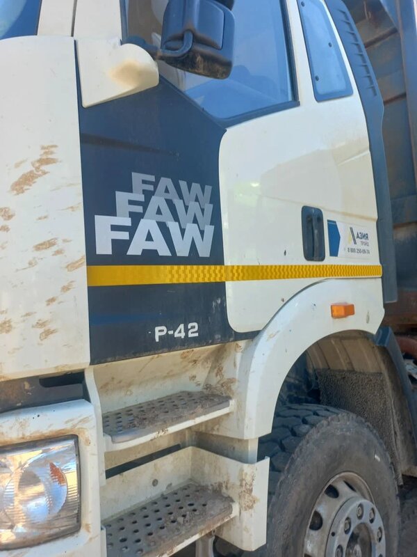 FAW J6 8x4 Самосвал — фото 3