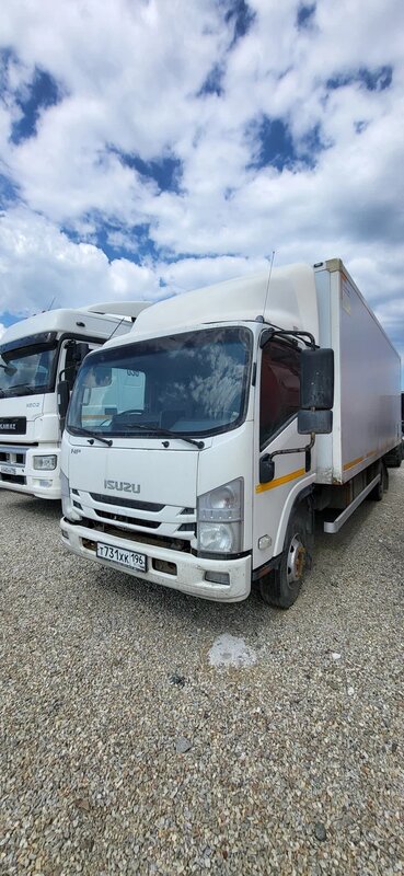 Isuzu ELF 7.5 (NPR) Промтоварный — фото 3