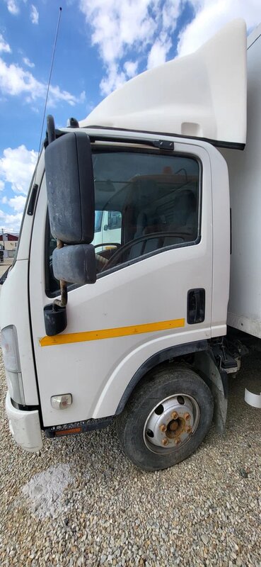 Isuzu ELF 7.5 (NPR) Промтоварный — фото 5