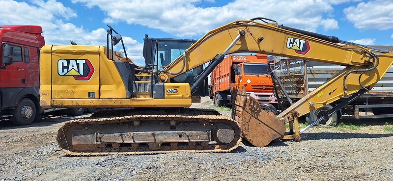 Caterpillar 320 Экскаватор — фото 3