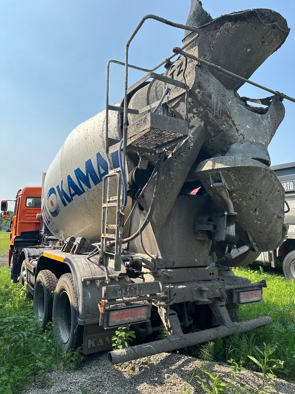 Туймазинский завод автобетоновозов 5814 на шасси КамАЗ 6540 8x4 Автобетоносмеситель — фото 8