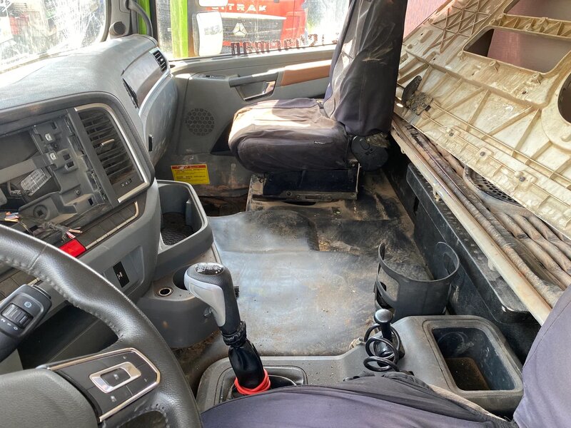 Shacman (Shaanxi) SX 8x4 Самосвал — фото 14