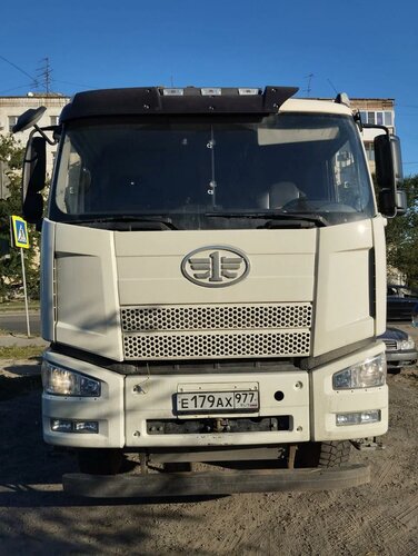 FAW J6 6x4 Седельный тягач