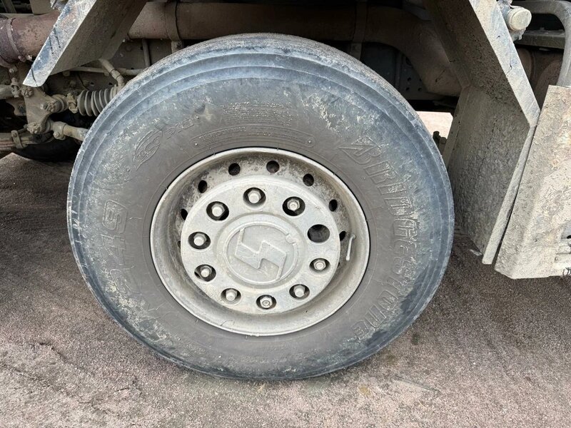 Shacman (Shaanxi) SX 6x4 Самосвал — фото 12