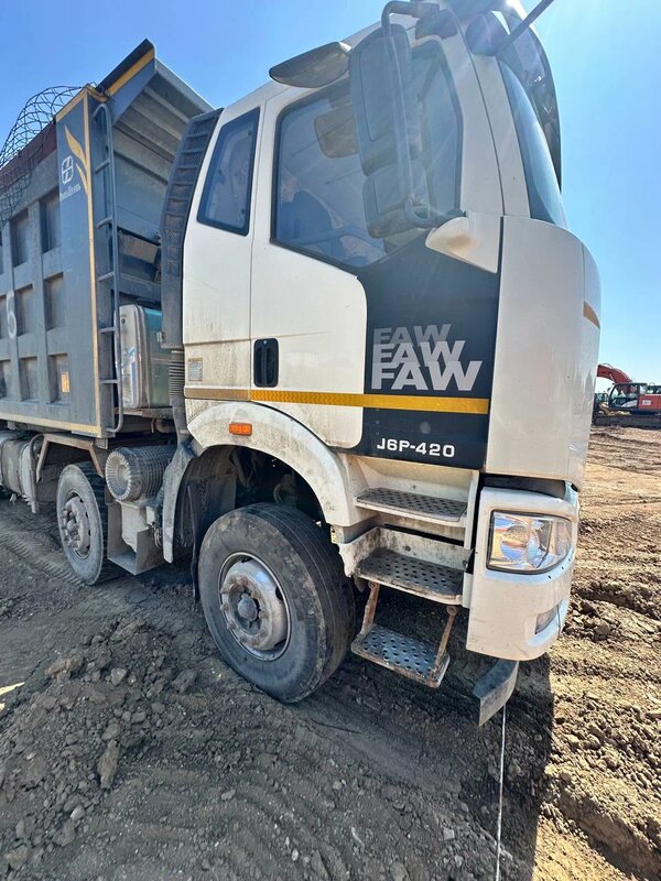 FAW J6 8x4 Самосвал — фото 3