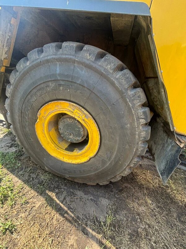 KOMATSU HM400 Шарнирно-сочленённый самосвал — фото 8