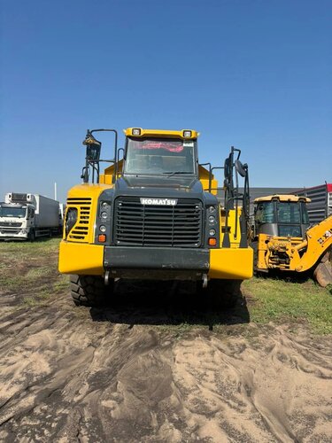 KOMATSU HM400 Шарнирно-сочленённый самосвал