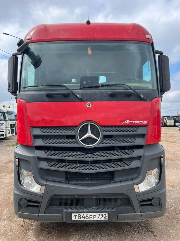 Mercedes-Benz Actros 6x4 Седельный тягач — фото 1