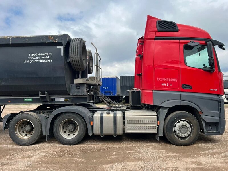 Mercedes-Benz Actros 6x4 Седельный тягач — фото 3