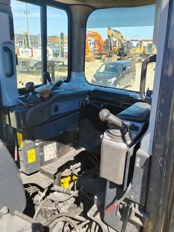KOMATSU D155 Бульдозер — фото 6