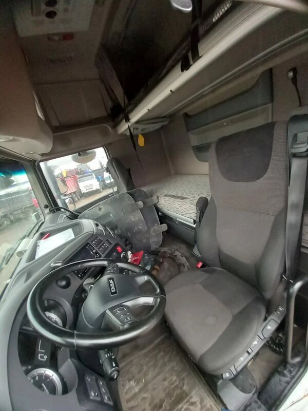 DAF XF 4x2 Седельный тягач — фото 6