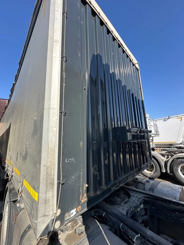 Тонар 97882 Полуприцеп шторный