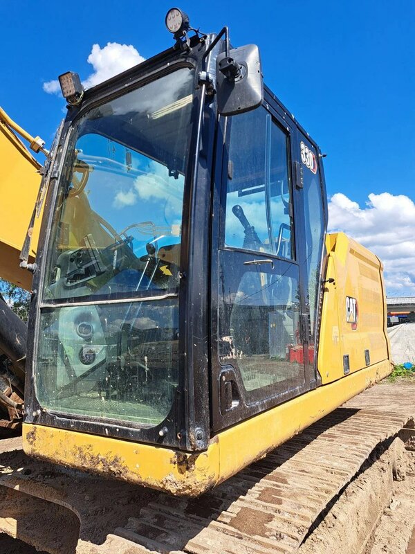 Caterpillar 330 Экскаватор — фото 7