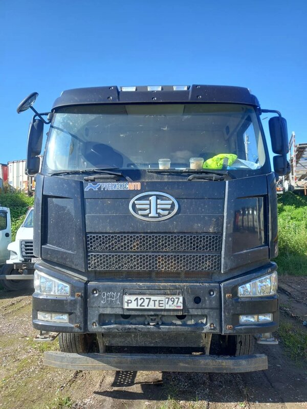 FAW J6 8x4 Самосвал — фото 1