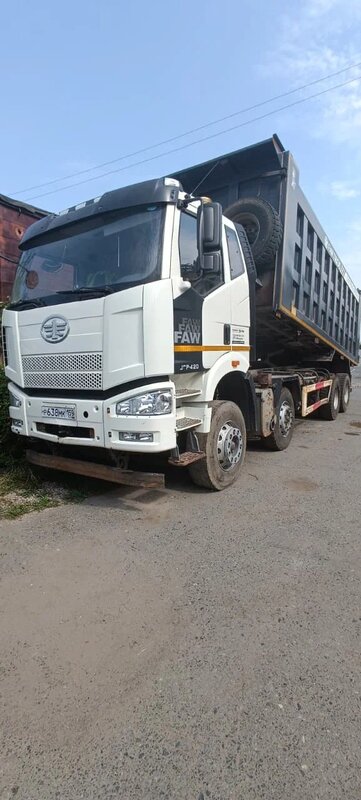 FAW CA 3310 8x4 Самосвал — фото 1