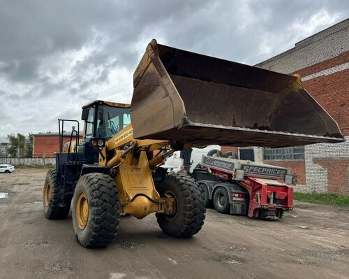 Caterpillar SEM 658 Фронтальный погрузчик