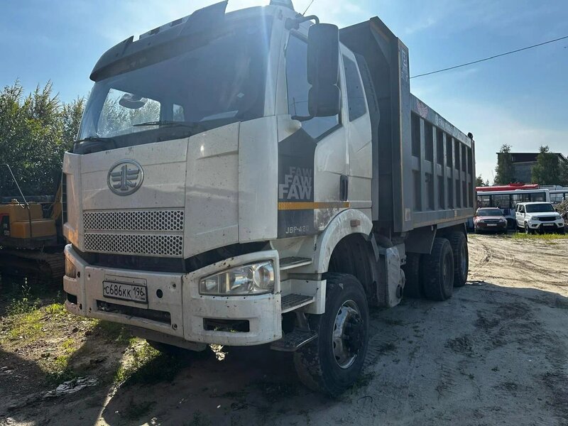FAW J6 6x6 Самосвал — фото 3