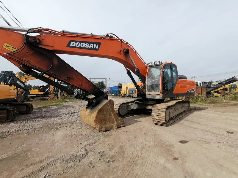 Doosan DX360 Экскаватор — фото 3