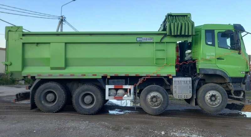 DongFeng EQ 8x4 Самосвал — фото 3