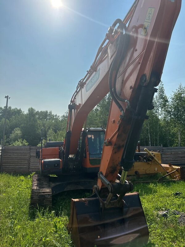 Doosan DX260 Экскаватор — фото 1