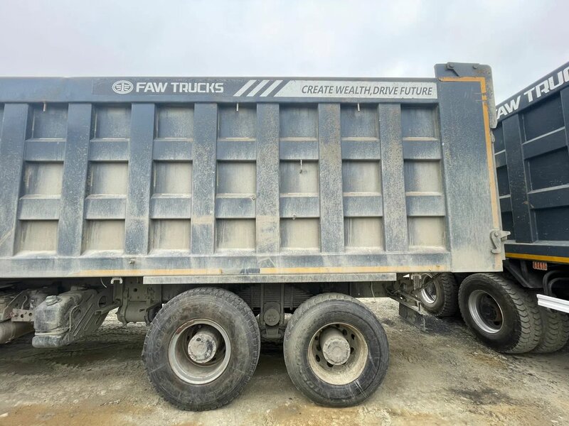 FAW J6 8x4 Самосвал — фото 11