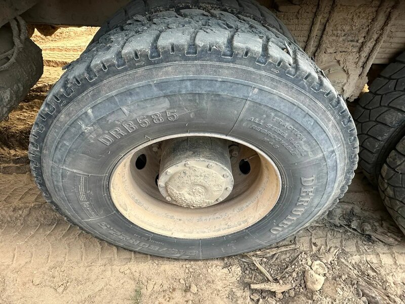 Shacman (Shaanxi) SX 8x4 Самосвал — фото 9