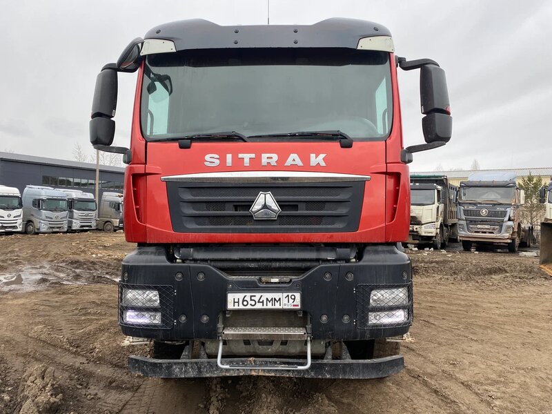 SITRAK C7H 8x4 Самосвал — фото 1