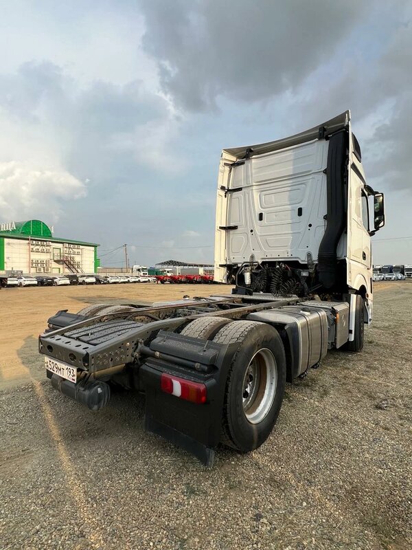 Mercedes-Benz ACTROS 4x2 Седельный тягач — фото 7