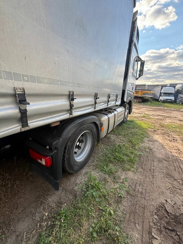Mercedes-Benz ACTROS 4x2 Седельный тягач — фото 4