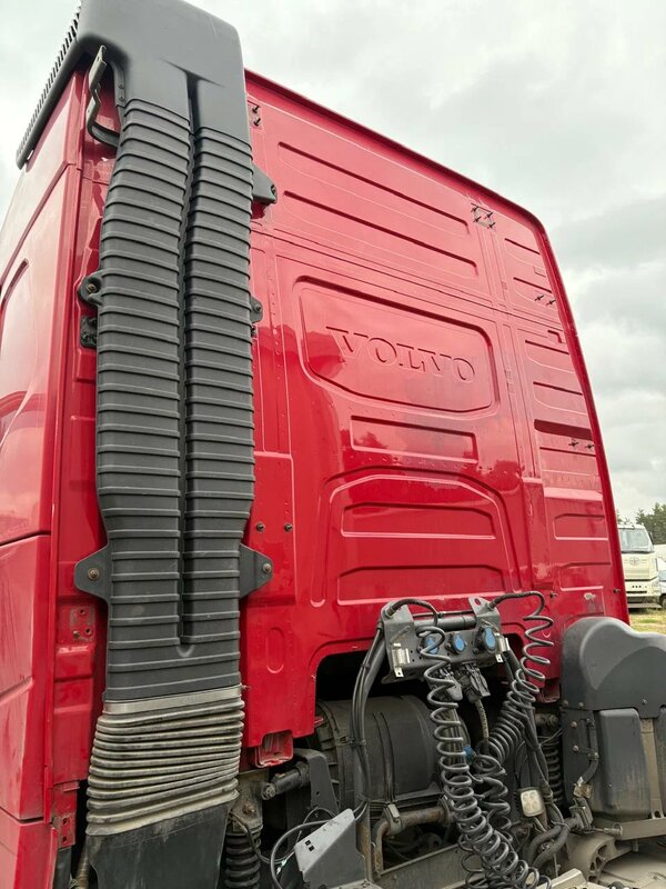 Volvo FH 4x2 Седельный тягач — фото 4