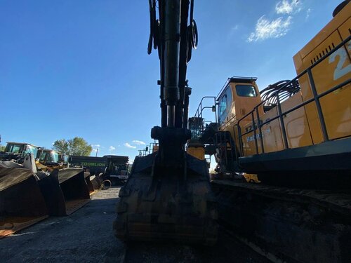 Hyundai R1250 Экскаватор